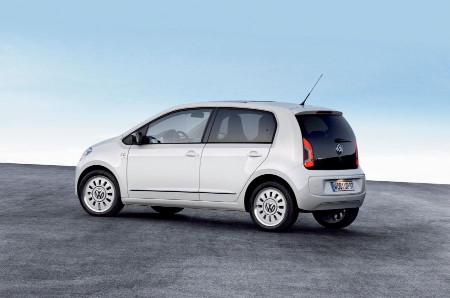  Volkswagen up! 5-Door 2012 года  (фото 23 из 26)